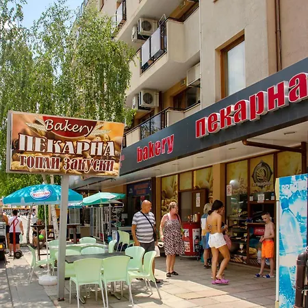 Tsb Roxy Готель